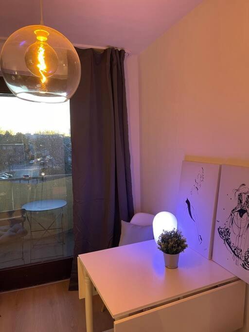 Schickes Apartment Mit Balkon In Düsseldorf Extérieur photo