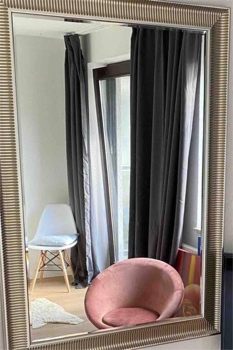 Schickes Apartment Mit Balkon In Düsseldorf Extérieur photo