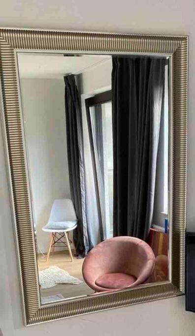 Schickes Apartment Mit Balkon In Düsseldorf Extérieur photo
